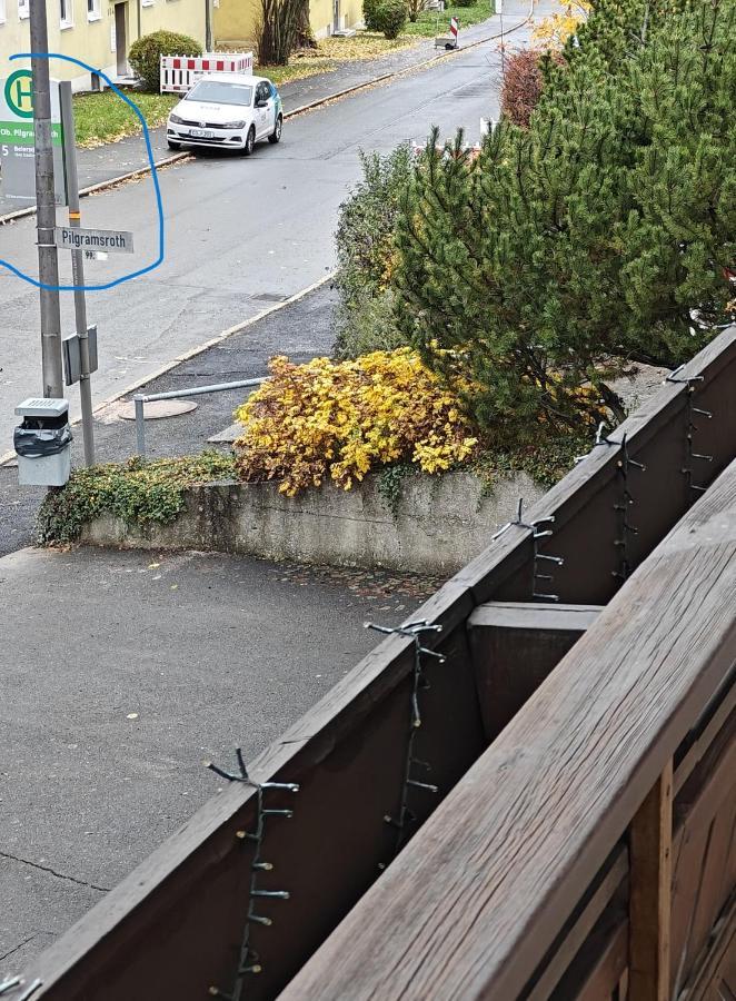 Ferienwohnung "Sorgenfrei" In Coburg ! - Im Eg Mit Privatparkplatz & Balkon Экстерьер фото