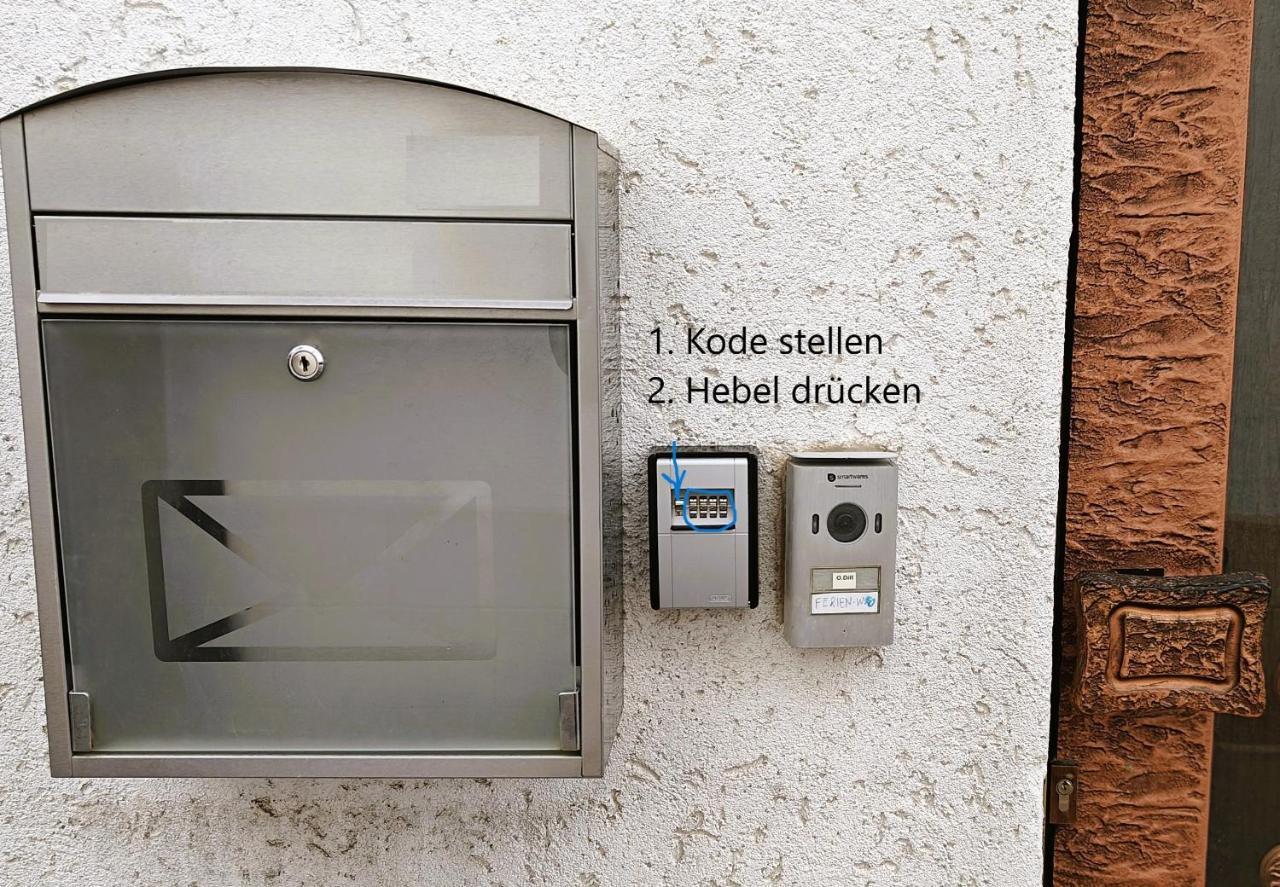 Ferienwohnung "Sorgenfrei" In Coburg ! - Im Eg Mit Privatparkplatz & Balkon Экстерьер фото